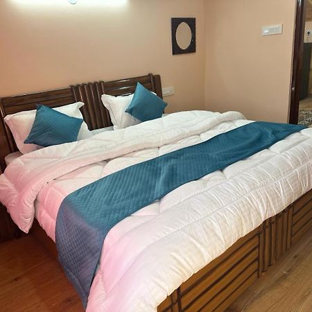 Nav Nidhi B&B Shimla Exteriör bild