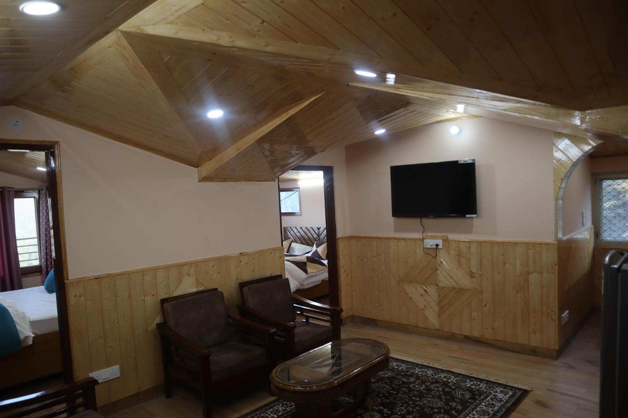 Nav Nidhi B&B Shimla Exteriör bild